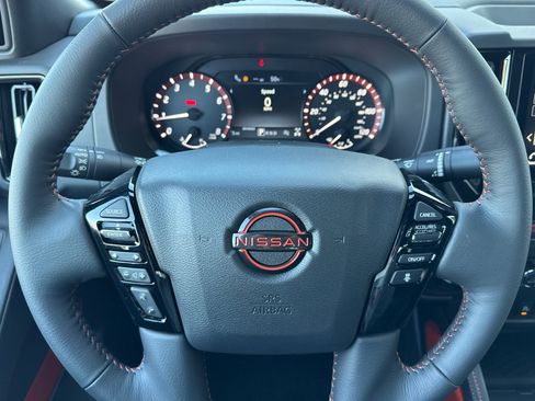 New 2026 Nissan Frontier PRO-4X w/ Pro-4x Convenience Package image 19