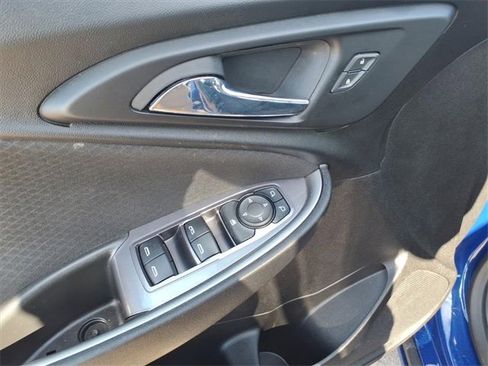 Used 2023 Chevrolet Malibu LT image 20