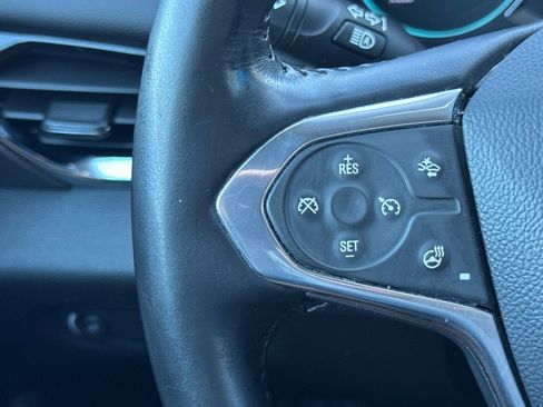 Used 2020 Chevrolet Traverse LT w/ LPO, Blackout Package image 39