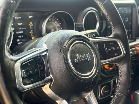 Used 2020 Jeep Gladiator Overland AWD/4WD image 21