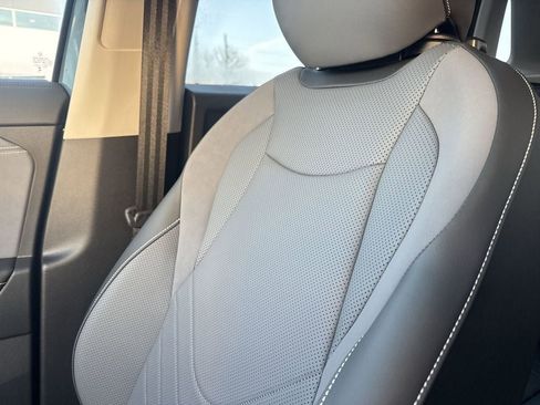 New 2026 Volkswagen Tiguan SE AWD/4WD image 37
