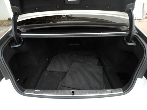 Used 2022 BMW 740i RWD image 28