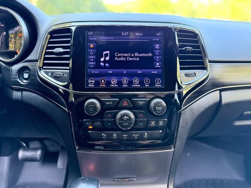 Used 2019 Jeep Grand Cherokee Limited X image 21