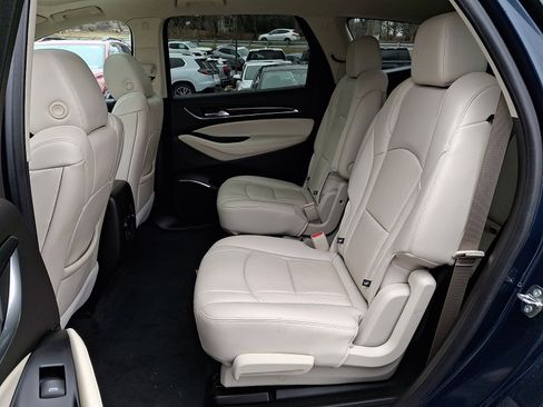 Used 2023 Buick Enclave Essence w/ Experience Buick Package image 10