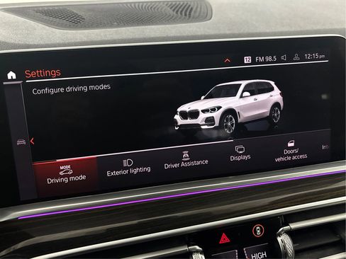 Used 2019 BMW X5 xDrive50i AWD/4WD image 44