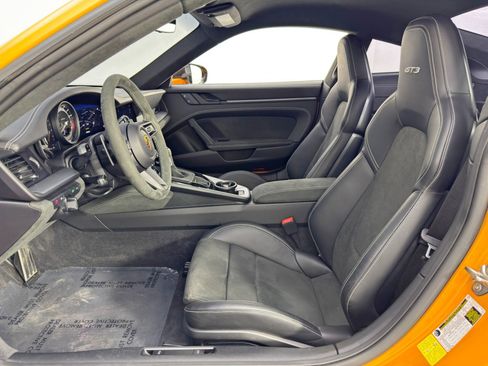Used 2022 Porsche 911 GT3 image 15