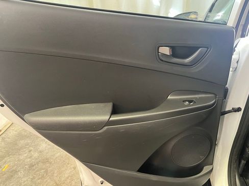 Used 2021 Hyundai Kona SEL Plus w/ Cargo Package image 23