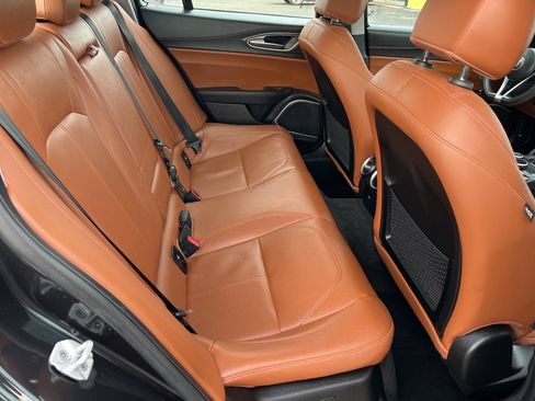 Used 2018 Alfa Romeo Giulia Ti w/ TI Leather Package image 33