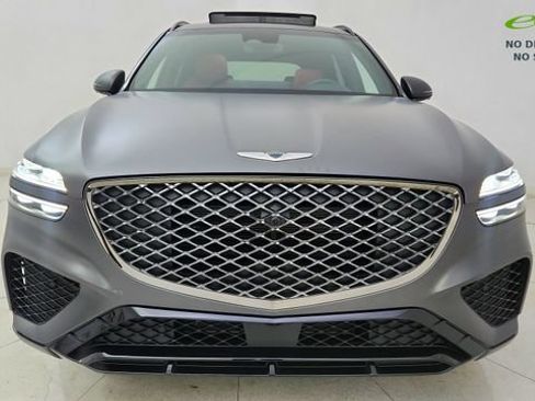 Used 2024 Genesis GV70 3.5T Sport w/ Sport Prestige Package AWD/4WD image 13