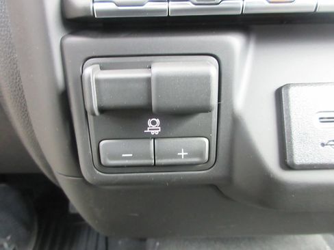 New 2026 GMC Sierra 1500 Pro w/ Pro Value Package AWD/4WD image 19