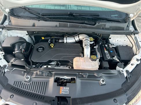 Used 2022 Buick Encore Preferred w/ Safety Package AWD/4WD image 28