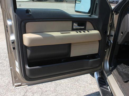 Used 2012 Ford F150 XLT w/ XTR Pkg image 27