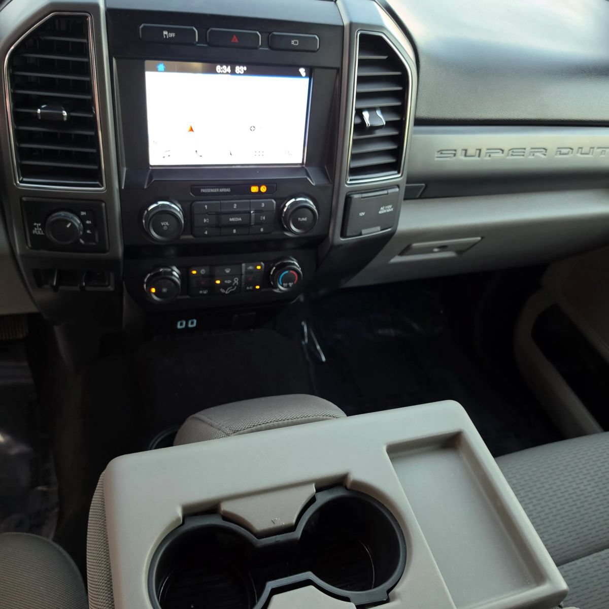 Used 2019 Ford F250 XLT w/ XLT Premium Package AWD/4WD image 16