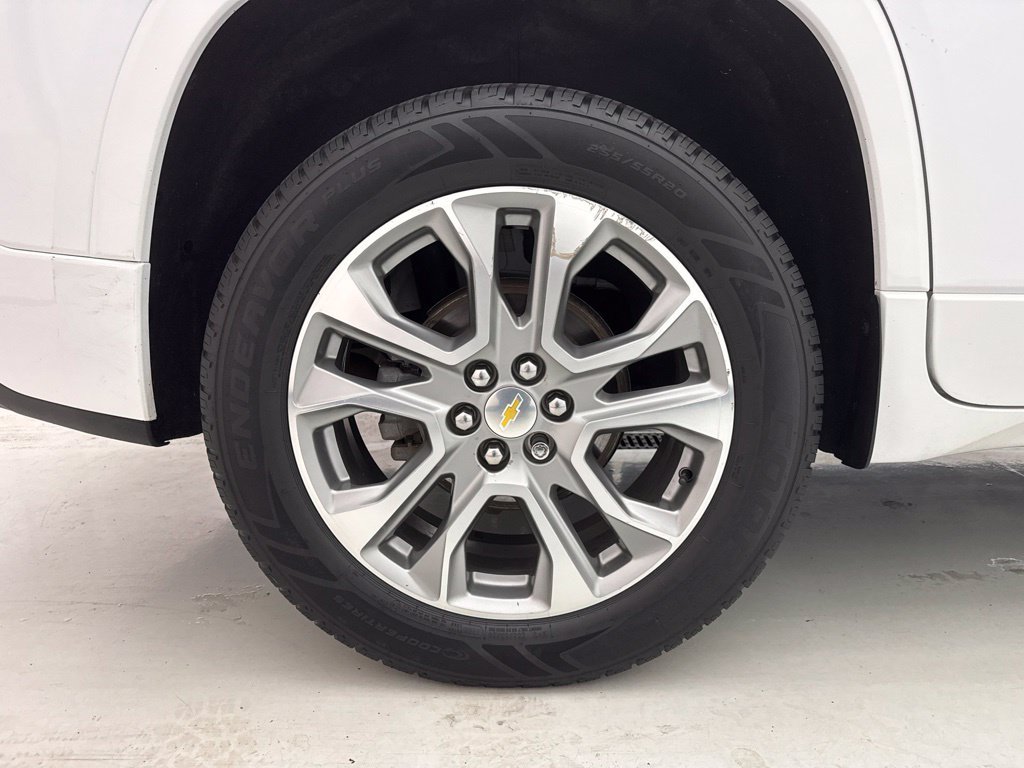 Used 2021 Chevrolet Traverse Premier w/ LPO, Floor Liner Package AWD/4WD image 10