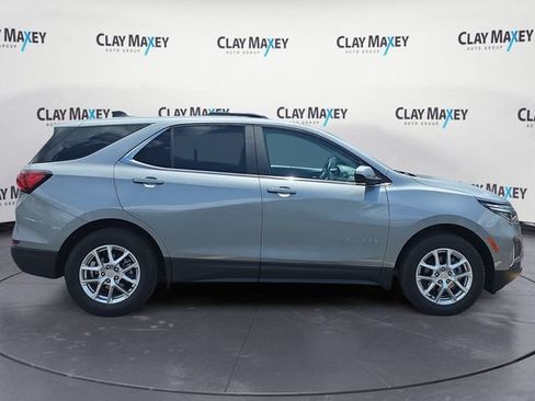 Used 2024 Chevrolet Equinox LT AWD/4WD image 6