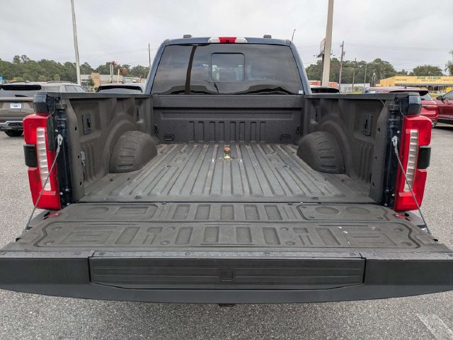 Used 2023 Ford F250 Lariat w/ Lariat Ultimate Package AWD/4WD image 13