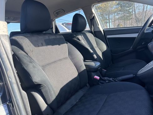 Used 2010 Toyota Matrix S image 14