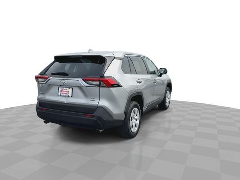 Used 2025 Toyota RAV4 LE AWD/4WD image 40
