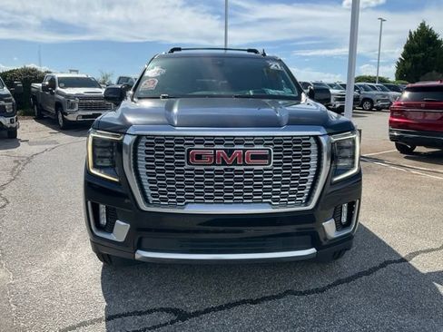 Used 2021 GMC Yukon XL Denali AWD/4WD image 2