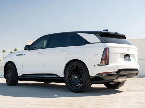 Used 2025 Cadillac Escalade IQ Sport 1 image 11