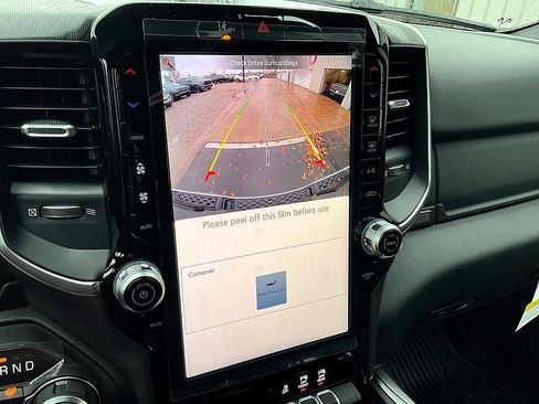 New 2026 RAM 1500 4x4 Crew Cab image 22