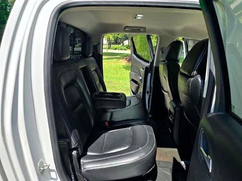 Used 2017 Chevrolet Colorado LT w/ LT Convenience Package image 7