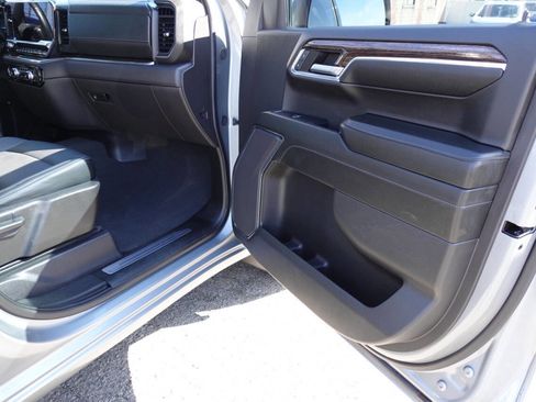 Used 2024 GMC Sierra 1500 Elevation AWD/4WD image 33