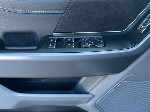 Used 2025 Ford F150 XLT w/ Equipment Group 302A MID image 11