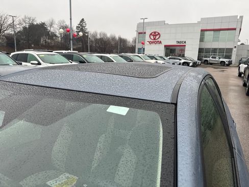 Used 2023 Toyota Corolla LE image 45