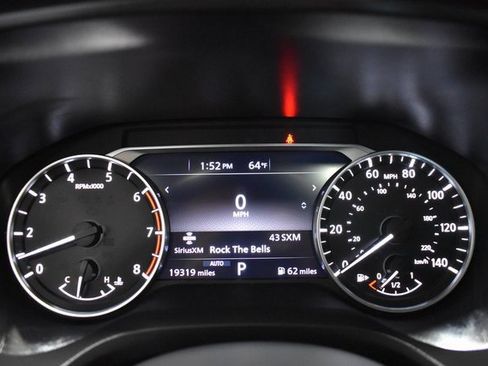 Used 2022 Nissan Rogue SV w/ SV Premium Package image 29