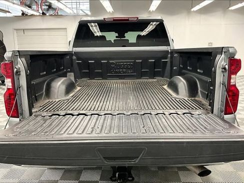 Used 2025 Chevrolet Silverado 2500 LT w/ Convenience Package AWD/4WD image 31