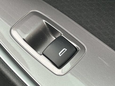 Used 2024 Chevrolet Malibu LT FWD image 32