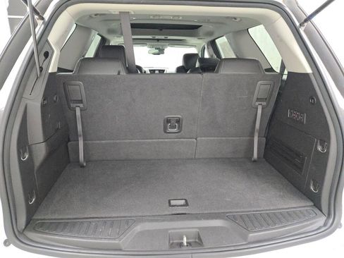 Used 2017 GMC Acadia Limited SLT image 18