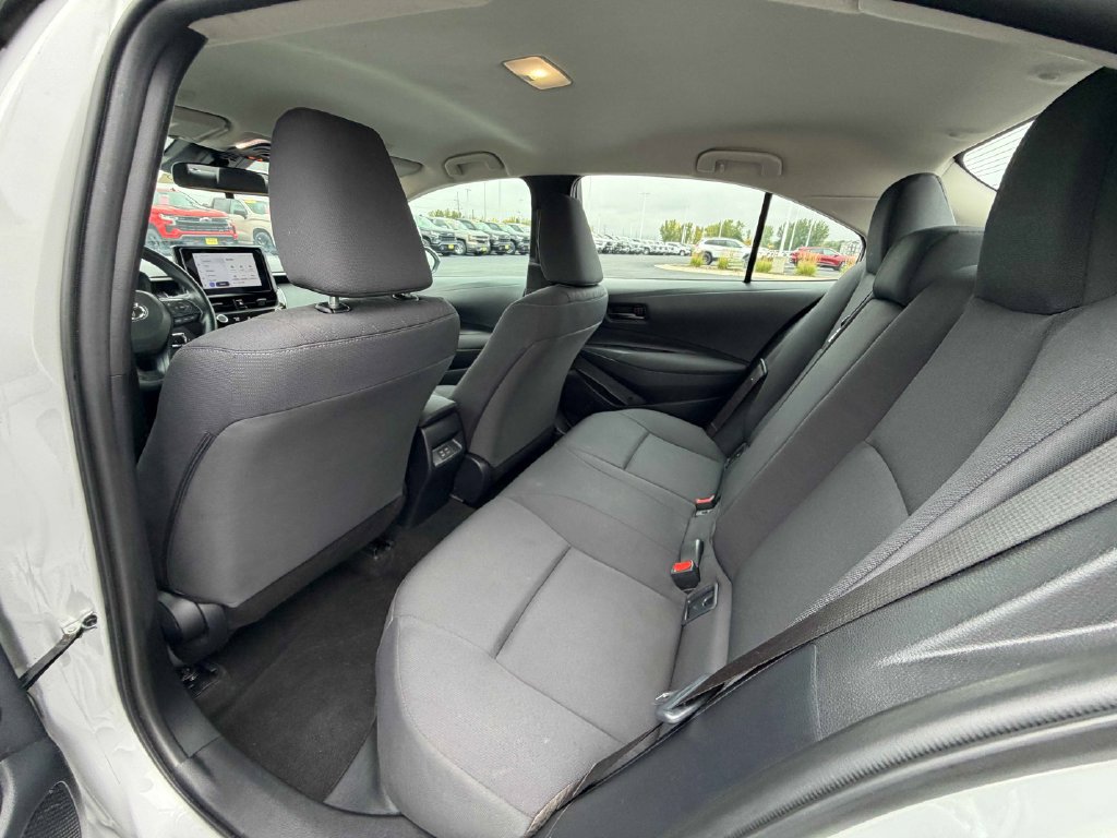 Used 2024 Toyota Corolla LE FWD image 19