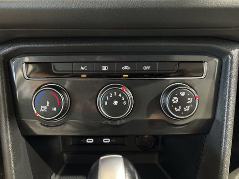 Used 2021 Volkswagen Tiguan S FWD image 19