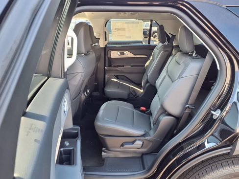 New 2026 Ford Explorer Active w/ Active Comfort Package AWD/4WD image 31