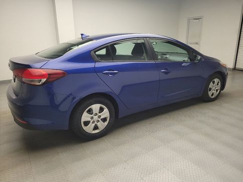 Used 2017 Kia Forte LX FWD image 10