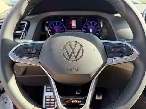 New 2026 Volkswagen Atlas Peak Edition AWD/4WD image 18