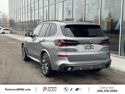 New 2026 BMW X5 xDrive50e image 4