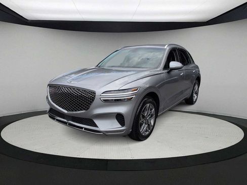 Used 2025 Genesis GV70 2.5T AWD/4WD image 4