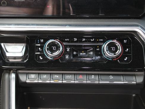 Used 2024 GMC Sierra 2500 Denali Ultimate image 20