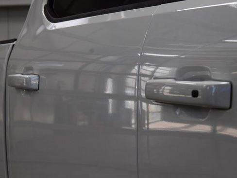 Used 2023 Ford F250 Lariat w/ Sport Appearance Package image 16