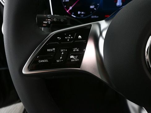 New 2026 Mercedes-Benz GLC 300 image 10