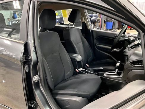 Used 2019 Ford Fiesta SE w/ Cold Weather Package image 9