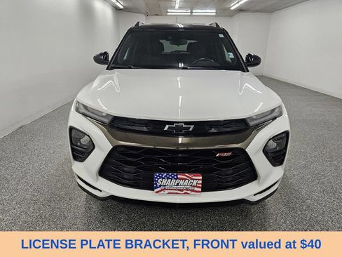 Used 2023 Chevrolet TrailBlazer RS AWD/4WD image 2