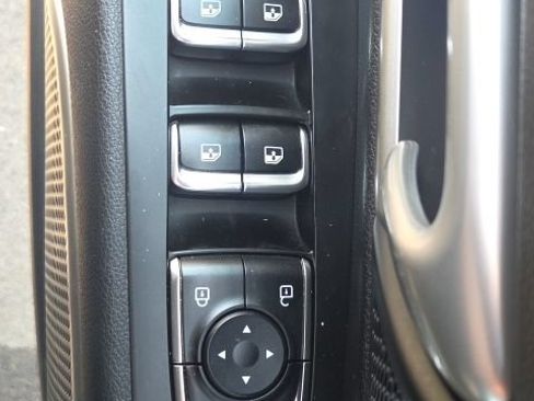 Used 2022 Kia Telluride S AWD/4WD image 24