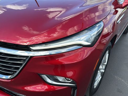 Used 2024 Buick Enclave Essence w/ Experience Buick Package image 10