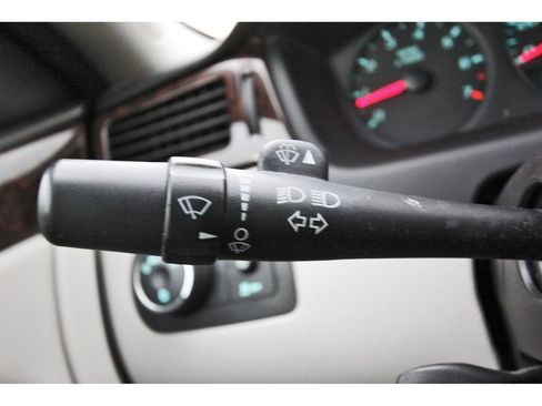 Used 2014 Chevrolet Impala Limited LS FWD image 17