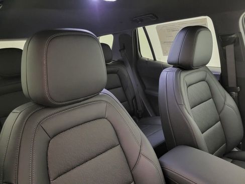 New 2026 Chevrolet Equinox LT w/ Convenience Package II image 36