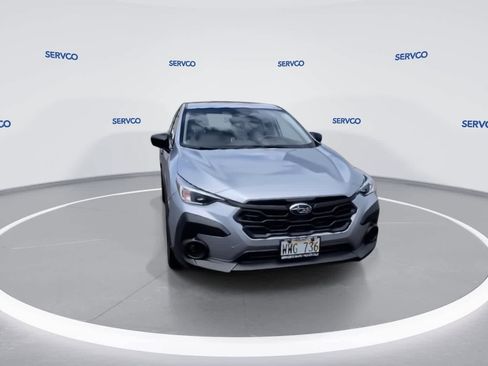 Used 2024 Subaru Crosstrek 2.0i AWD/4WD image 2